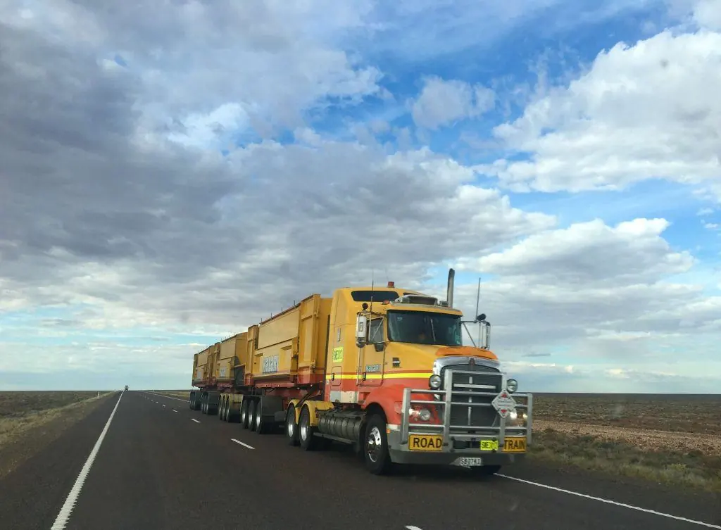 Dangers of Large Trucks in the Fast Lane