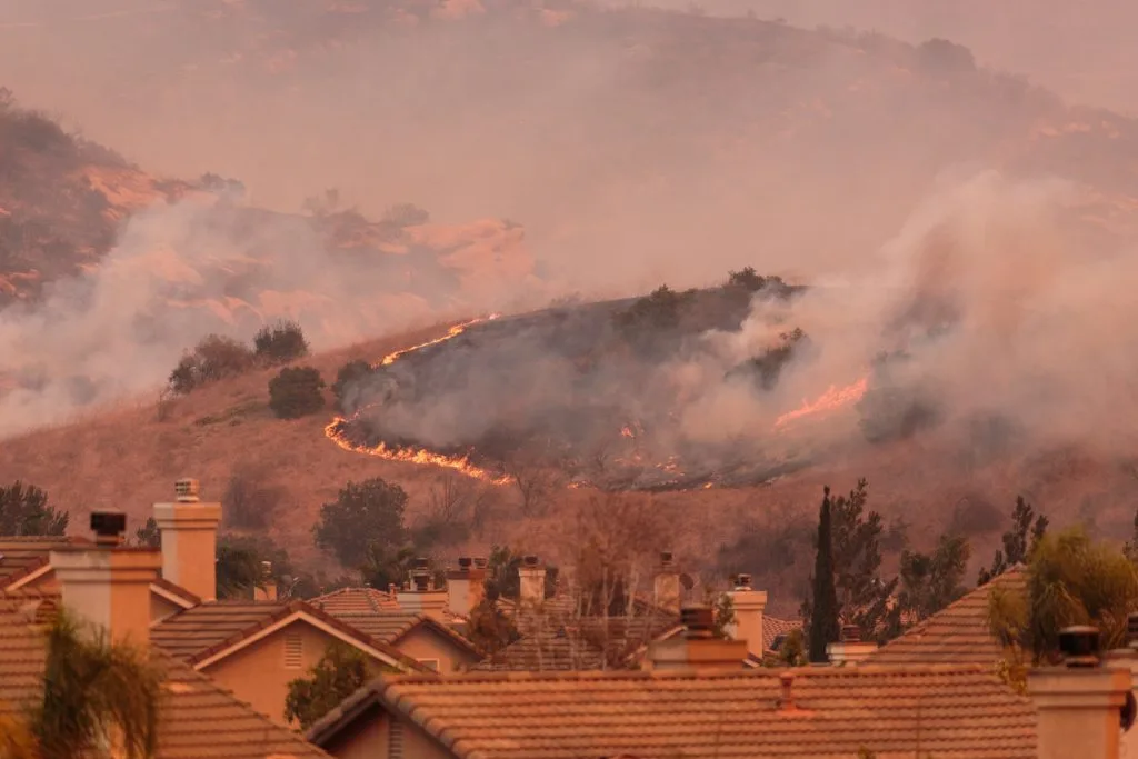 grass fire escapes containment
