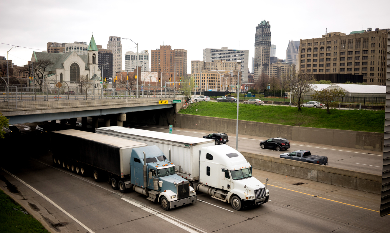 Sacramento septic truck spill closes lanes on Interstate 5 — Car Accident Attorney
